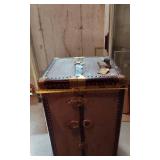 Horn Luggage Wardrobe Trunk
