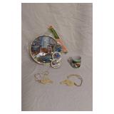 Souvenir Tray Set featuring Yellowstone National Park, Cartoon Mug, and Little Ducks