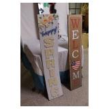 Holiday and Seasonal Decorative Signs