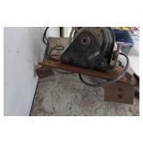 JET EW300 12 Volt DC Winch with Cables and Clamps