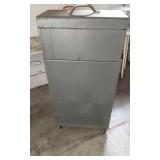 Homak Model 903 Tool Chest with Rolling Cabinet