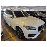 2019 Volvo XC90 T6 Momentum AWD 2019 Volvo XC90 T6 Momentum AWD
