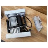PITTSBURGH 2.5 CFM Vacuum Pump (081525100)