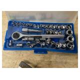 Lot of Various items (08202587)