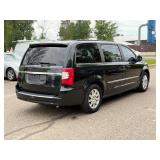 2013 CHRYSLER TOWN AND COUNTRY TOURING (NO RESERVE)