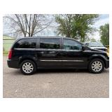 2013 CHRYSLER TOWN AND COUNTRY TOURING (NO RESERVE)