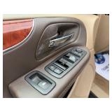 2013 CHRYSLER TOWN AND COUNTRY TOURING (NO RESERVE)