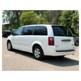 2010 DODGE GRAND CARAVAN SXT *2 Owner | No Accidents* (NO RESERVE)