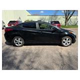 2013 HYUNDAI ELANTRA GLS (NO RESERVE)