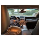 2011 FORD TAURUS LIMITED *No Accidents* (NO RESERVE)