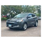 2015 FORD ESCAPE SE (NO RESERVE)