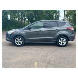 2015 FORD ESCAPE SE (NO RESERVE)