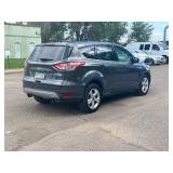 2015 FORD ESCAPE SE (NO RESERVE)