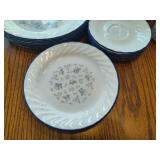Set of Corelle Dinnerware Set of Corelle Dinnerware