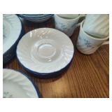 Set of Corelle Dinnerware Set of Corelle Dinnerware