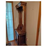 Solid Oak Lighted Hall Entry Table with Mirror Solid Oak Lighted Hall Entry Table with Mirror