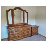 Three Piece Oak Keller Bedroom Set Three Piece Oak Keller Bedroom Set