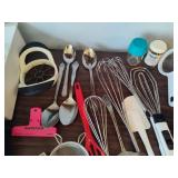 Large Assortment of Useful Kitchen Tools Large Assortment of Useful Kitchen Tools