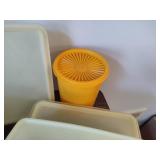 Vintage Tupperware Lot 3 Vintage Tupperware Lot 3