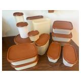 Vintage Tupperware Storage Containers Lot 1 - Brown Lids Vintage Tupperware Storage Containers Lot 1 - Brown Lids