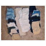 Ladies Jeans, Capris & Shorts (Sizes 10-12) Ladies Jeans, Capris & Shorts (Sizes 10-12)