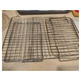 Lot of Large Oven/Baking Pans and more! Lot of Large Oven/Baking Pans and more!