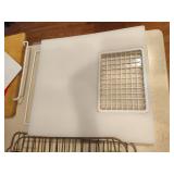 Lot of Large Oven/Baking Pans and more! Lot of Large Oven/Baking Pans and more!