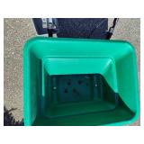 Wheeled & Hand Outdoor Spreaders Wheeled & Hand Outdoor Spreaders