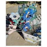 Garden Stakes & Fencing Garden Stakes & Fencing