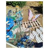 Garden Stakes & Fencing Garden Stakes & Fencing