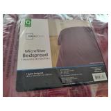Burgandy Pillows, Comforter + Burgandy Pillows, Comforter +