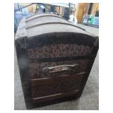 Antique Trunk Antique Trunk