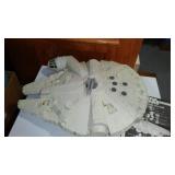 1979 Vintage Kenner Star Wars Millenium Falcon, Star Wars: A New Hope Movie. 