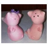 Mcm Ceramic Pig Salt/Pepper, Flat Faced. (3)