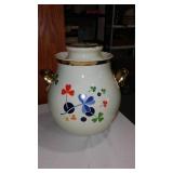 Hall And Hull Pottery.