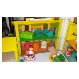 Fisher Price Playhouses (2).