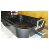 Like New, Oneida Non-Stick Roasting Pan