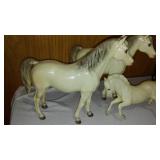 Vintage Breyer Horses (4) Large (3) And Small.