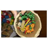 Vintage Lincoln Logs And Tinker Toys.