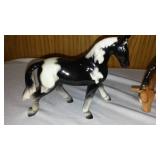 Vintage Coronet Porcelain Horses And More. (4)