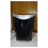 Black And Decker Heavy Duty Paper Shredder.