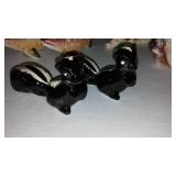 Vintage Collectible Salt And Pepper Shakers (8) Frogs, Monkey, Skunk And More