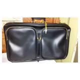 Vintage Travel Bags, Brief Cases And More.