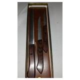 Vintager Heller Ware Steak Plates (2) And 3 Pc Knife Set.
