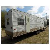 2007 Breckenridge Park Model Damon Series M-844-SB Triple Slide Camper – 44