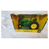 1:16 Scale Ertl John Deere Model G Tractor in Box