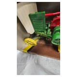 Ertl John Deere 195 Model R Waterloo Boy, Collector