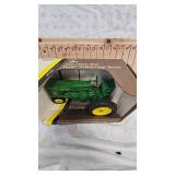 1:16 Ertl 70th Anniversary John Deere Model 70 with Wide Front