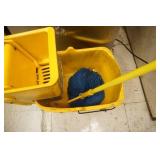Mop Bucket w/Mop
