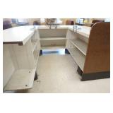 Horseshoe Bar w/9 bar stools